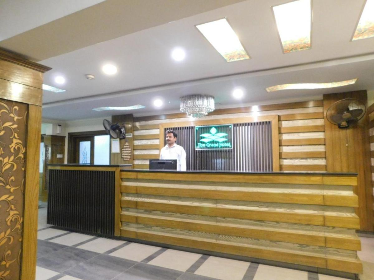 Hotel Multan Esterno foto